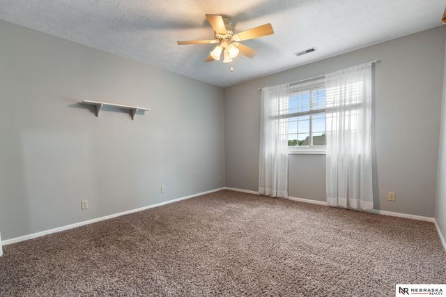 13403 S 28 Street, Bellevue, NE 68123