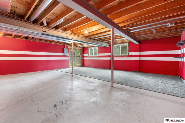 13403 S 28 Street, Bellevue, NE 68123