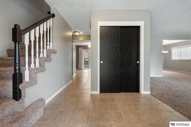 13403 S 28 Street, Bellevue, NE 68123