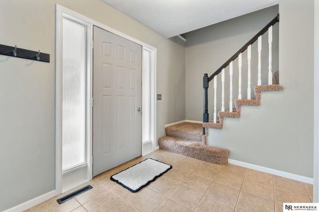 13403 S 28 Street, Bellevue, NE 68123