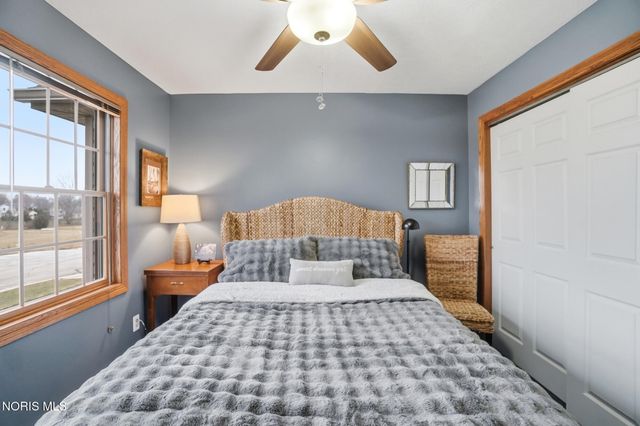 201 E Greenwood Drive, Haskins, OH 43525