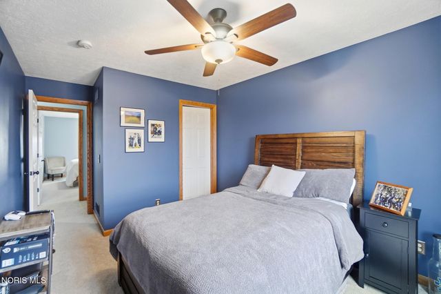 201 E Greenwood Drive, Haskins, OH 43525