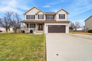 201 E Greenwood Drive, Haskins, OH 43525