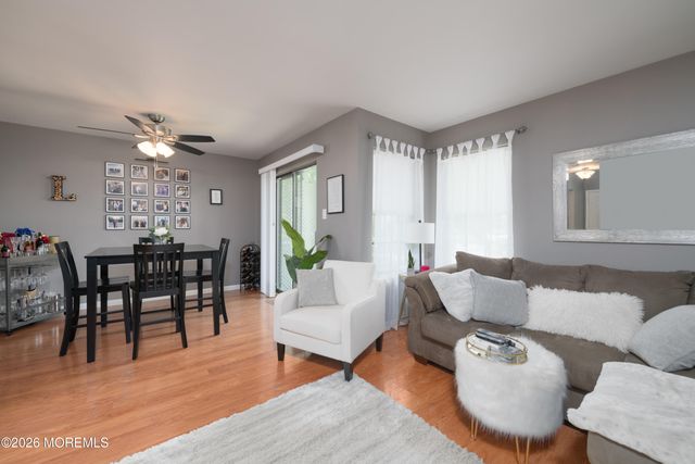 2303 Gulfstream Way, Toms River, NJ 08755