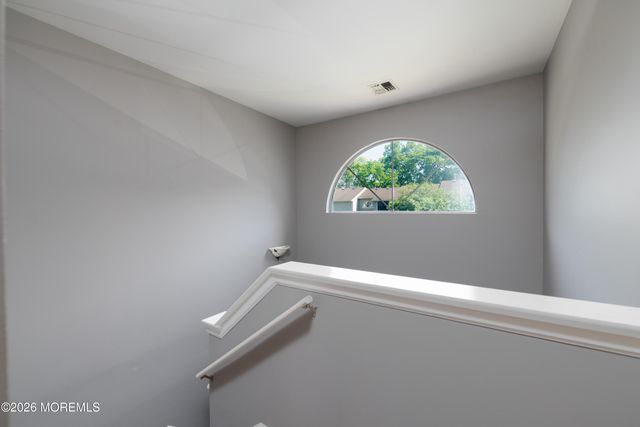 2303 Gulfstream Way, Toms River, NJ 08755