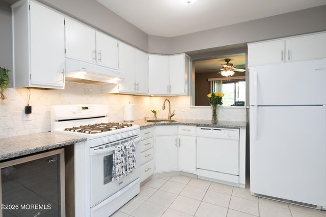 2303 Gulfstream Way, Toms River, NJ 08755