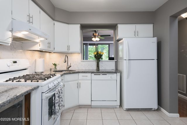 2303 Gulfstream Way, Toms River, NJ 08755