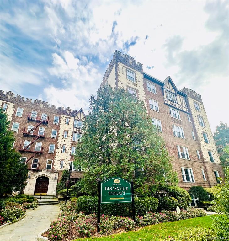 1468 Midland Avenue 2F, Bronxville, NY 10708