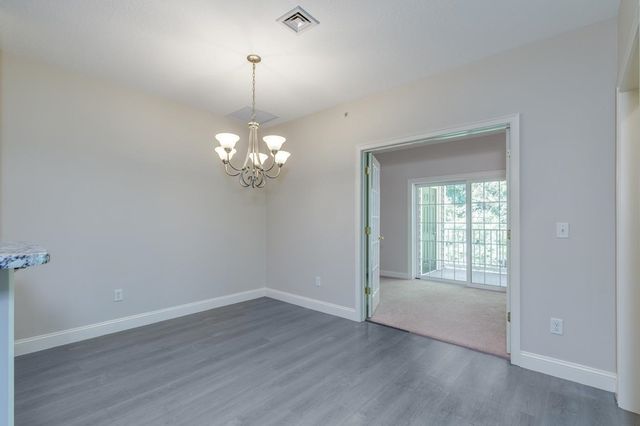 80-7 Carriage Way, Manchester, NH 03102