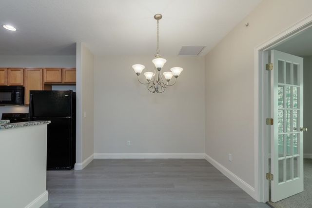 80-7 Carriage Way, Manchester, NH 03102
