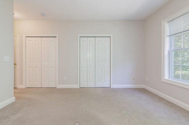80-7 Carriage Way, Manchester, NH 03102