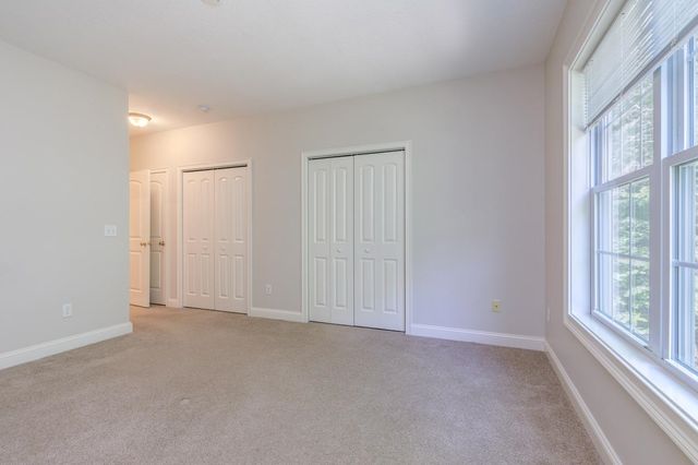 80-7 Carriage Way, Manchester, NH 03102