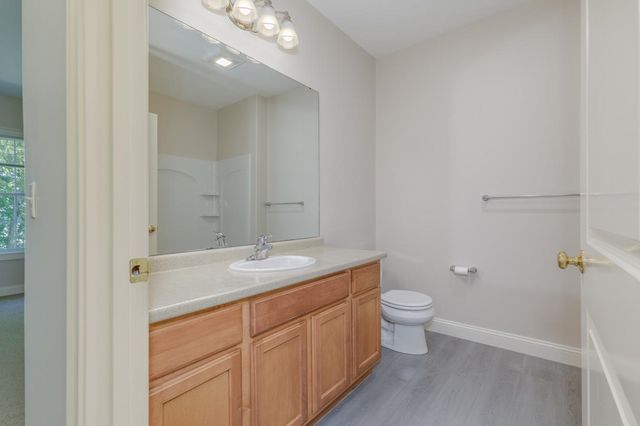 80-7 Carriage Way, Manchester, NH 03102