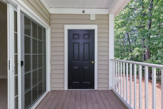 80-7 Carriage Way, Manchester, NH 03102