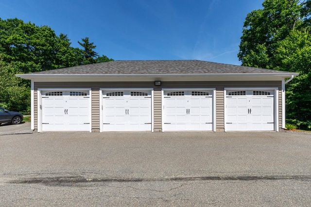 80-7 Carriage Way, Manchester, NH 03102