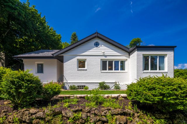 19300 Highland Drive, New Buffalo Twp, MI 49117