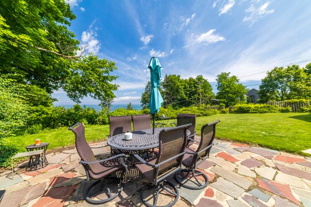 19300 Highland Drive, New Buffalo Twp, MI 49117