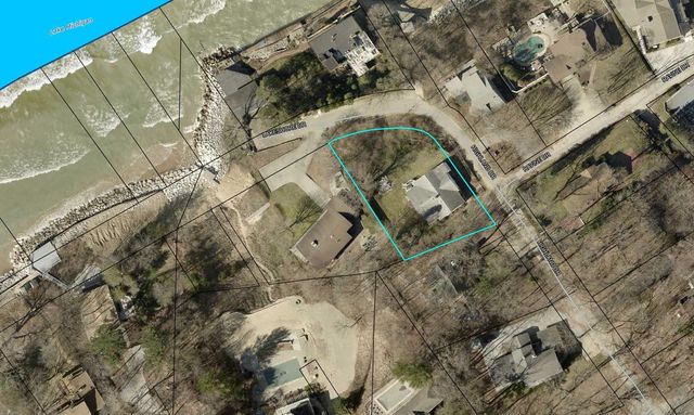 19300 Highland Drive, New Buffalo Twp, MI 49117