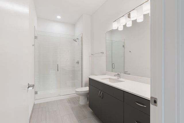 440 Green Bay Road 305, Highwood, IL 60040