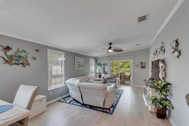 91 S Warner Drive, Jensen Beach, FL 34957