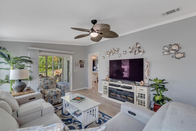 91 S Warner Drive, Jensen Beach, FL 34957