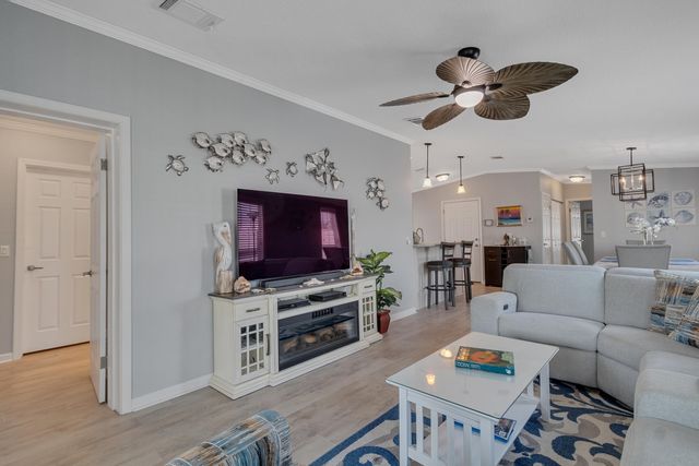 91 S Warner Drive, Jensen Beach, FL 34957