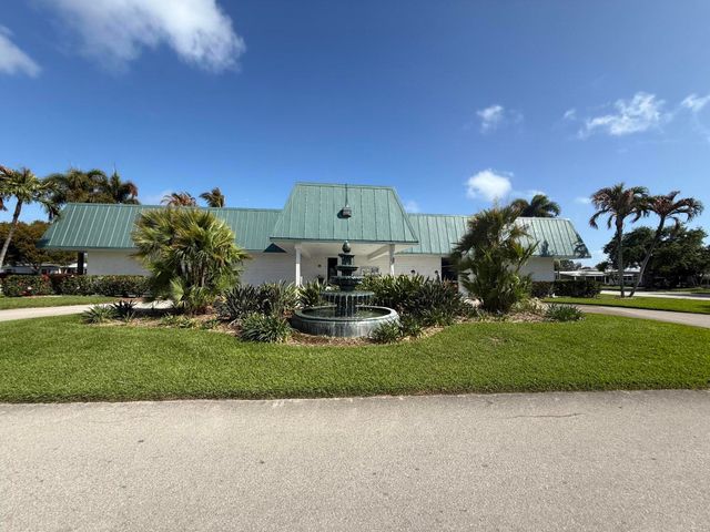 91 S Warner Drive, Jensen Beach, FL 34957