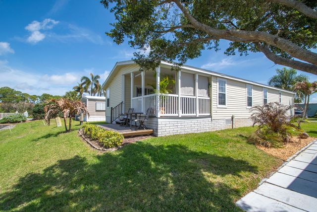 91 S Warner Drive, Jensen Beach, FL 34957