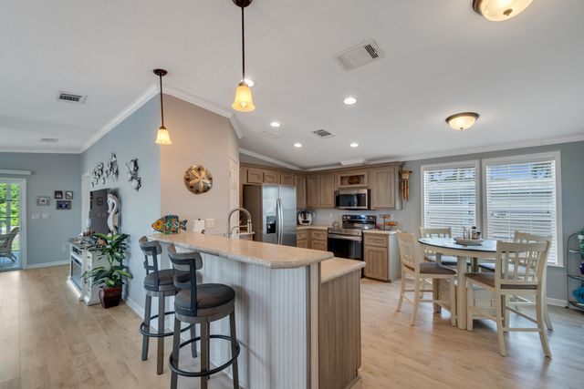 91 S Warner Drive, Jensen Beach, FL 34957