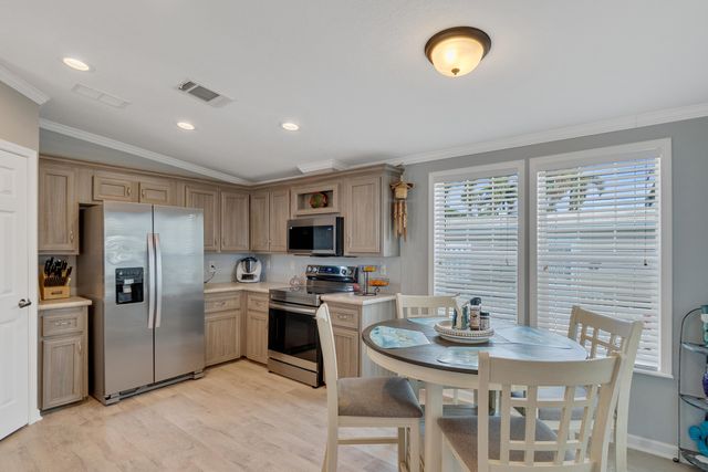 91 S Warner Drive, Jensen Beach, FL 34957