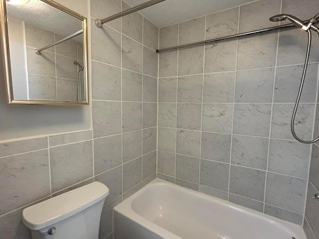 2846 Avati Drive, C4, Columbus, OH 43207