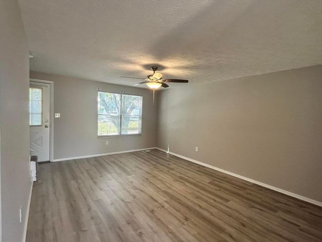 2846 Avati Drive, C4, Columbus, OH 43207