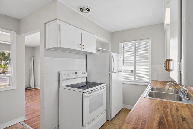 3125 W Rowan Ave, Spokane, WA 99208