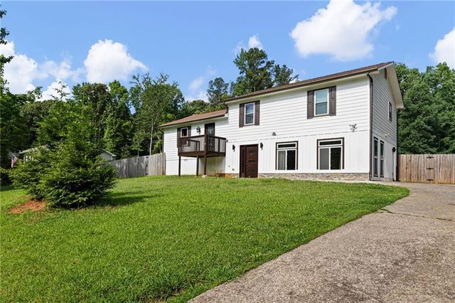 387 Pine Acres Drive, Canton, GA 30115