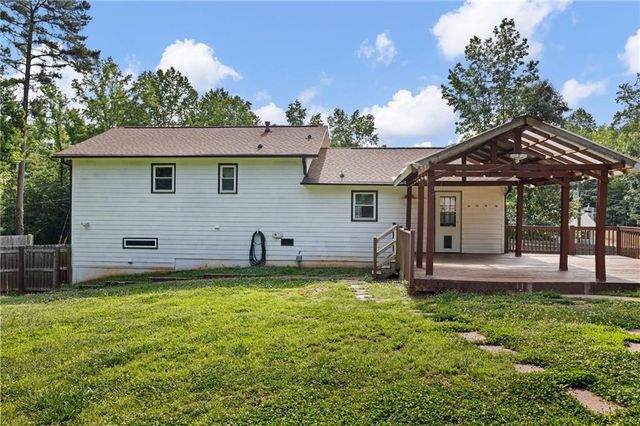 387 Pine Acres Drive, Canton, GA 30115