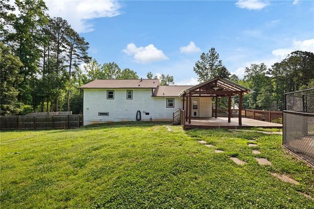 387 Pine Acres Drive, Canton, GA 30115