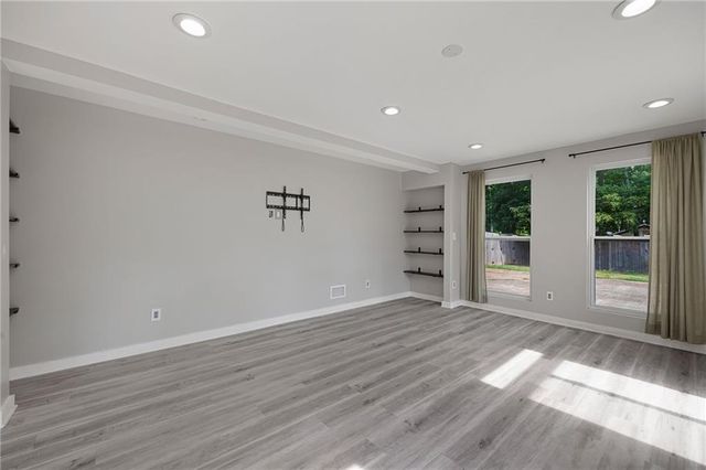 387 Pine Acres Drive, Canton, GA 30115