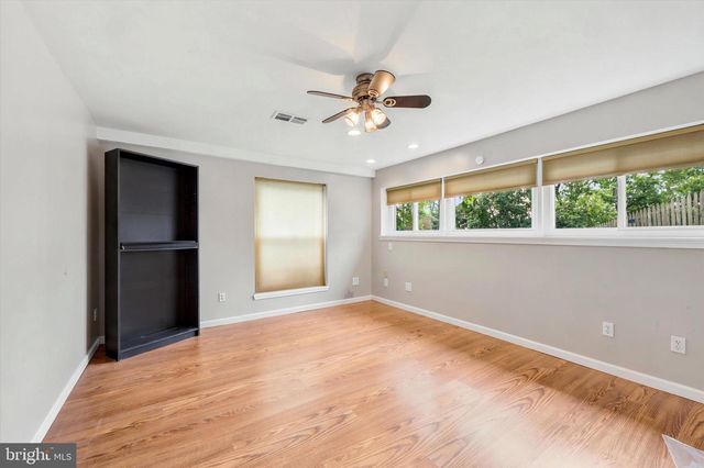 38 WAR TROPHY LN, Media, PA 19063