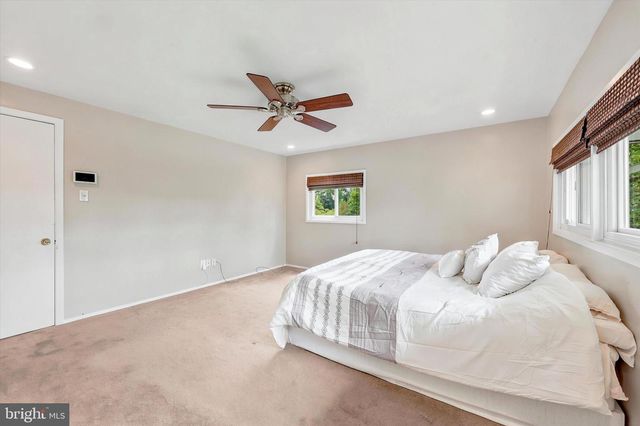 38 WAR TROPHY LN, Media, PA 19063