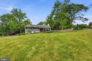 38 WAR TROPHY LN, Media, PA 19063