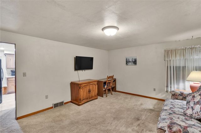 1062 Schultz Rd, Latrobe, PA 15650