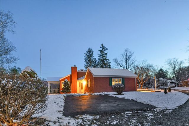 1062 Schultz Rd, Latrobe, PA 15650