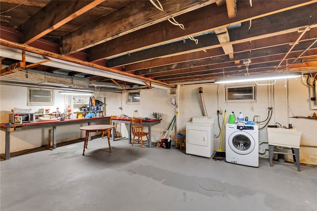 1062 Schultz Rd, Latrobe, PA 15650