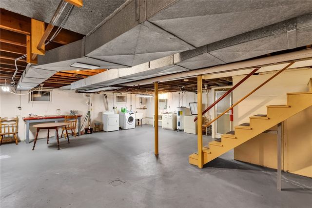 1062 Schultz Rd, Latrobe, PA 15650