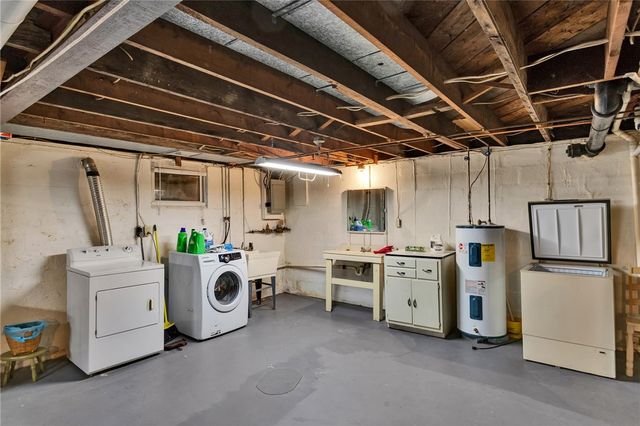 1062 Schultz Rd, Latrobe, PA 15650