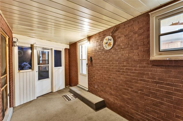 1062 Schultz Rd, Latrobe, PA 15650