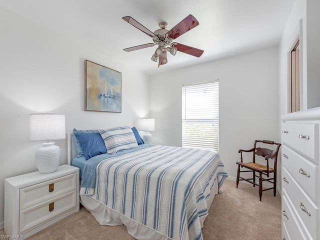 472 Saint Andrews BLVD, Naples, FL 34113