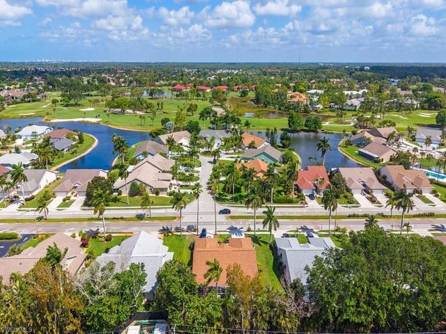 472 Saint Andrews BLVD, Naples, FL 34113