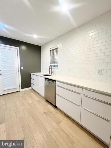 2626 GERRITT ST, Philadelphia, PA 19146
