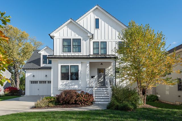 1713 S School Street, Lombard, IL 60148